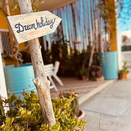 Dream Bed & Breakfast